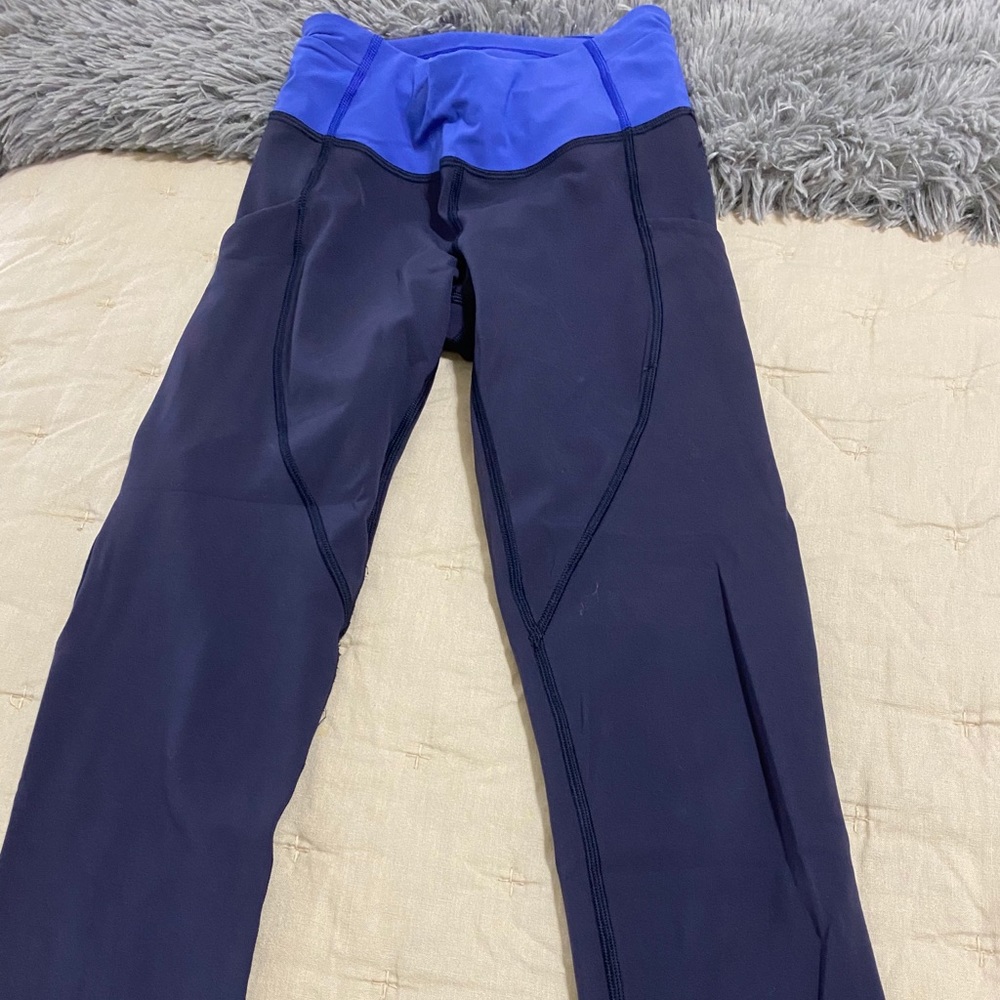 Lululemon cropped tight